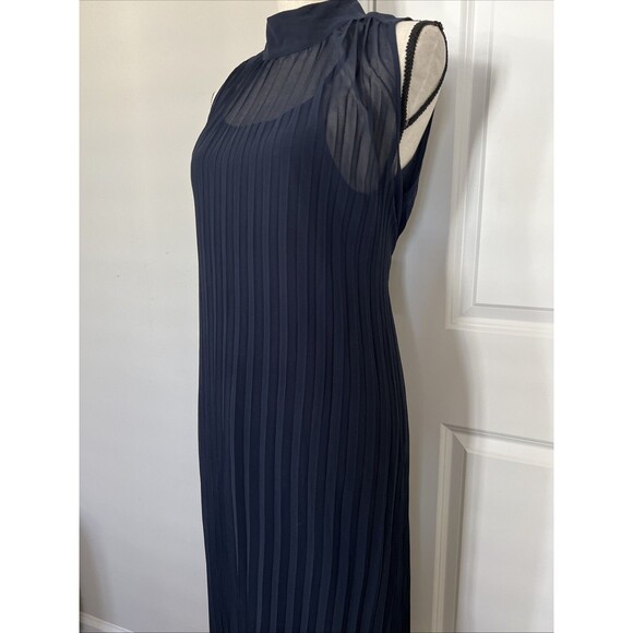 NWT Banana Republic Pleated Sleeveless Midi Dress Navy Mock Neck Small Petite - Picture 4 of 9